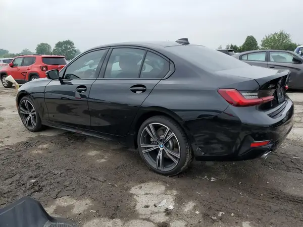 3MW5R7J00N8C50464 2022 BMW 3ER - Image 2