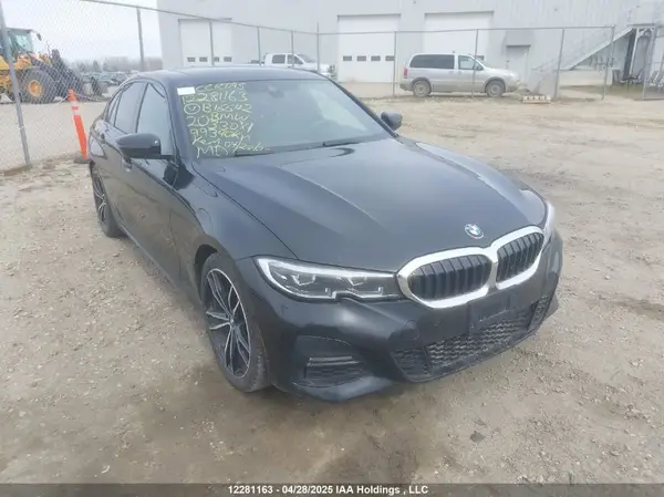 3MW5R7J01L8B16642 2020 BMW 3ER - Image 1