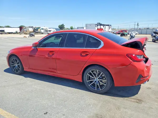 3MW5R7J01L8B21839 2020 BMW 3ER - Image 2