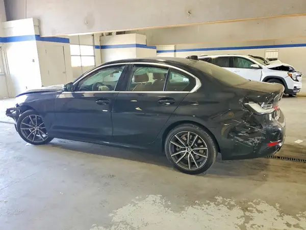 3MW5R7J01L8B35823 2020 BMW 3ER - Image 2