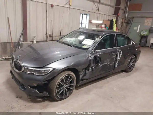 3MW5R7J01M8B51344 2021 BMW 3ER - Image 2