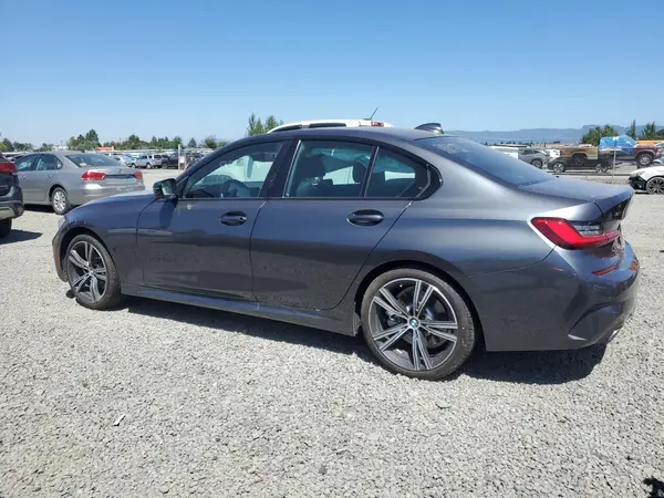 3MW5R7J01M8B56530 2021 BMW 3ER - Image 2