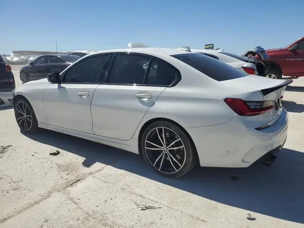 3MW5R7J01M8B58472 2021 BMW 3ER - Image 2