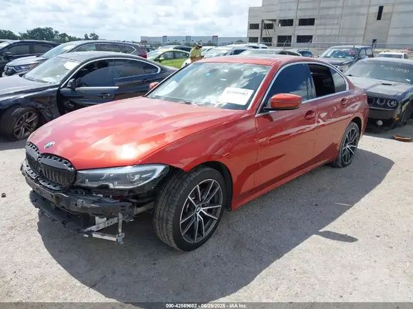 3MW5R7J01M8B77667 2021 BMW 3ER - Image 2