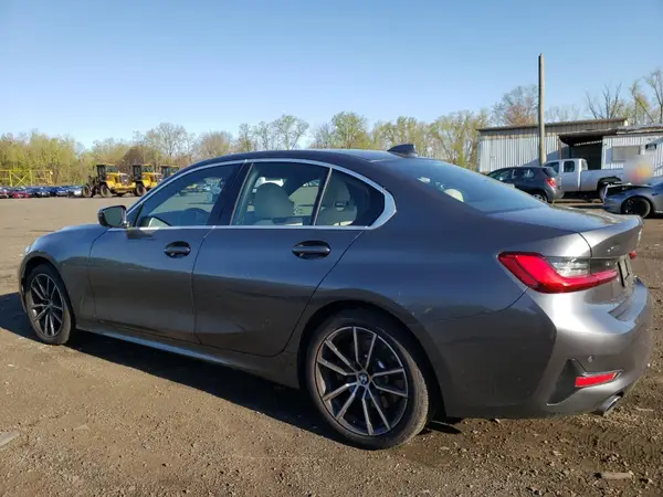 3MW5R7J01M8B96851 2021 BMW 3ER - Image 2