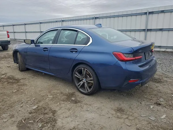 3MW5R7J01M8C02082 2021 BMW 3ER - Image 2