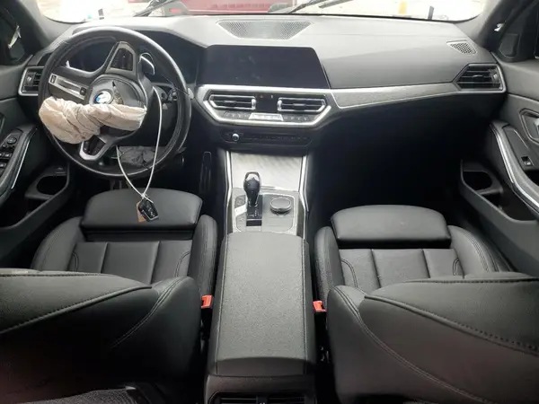 3MW5R7J01M8C12675 2021 BMW 3ER - Image 8
