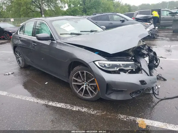 3MW5R7J02L8B11434 2020 BMW 3ER - Image 1