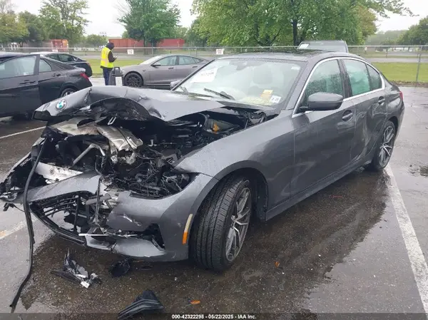 3MW5R7J02L8B11434 2020 BMW 3ER - Image 2