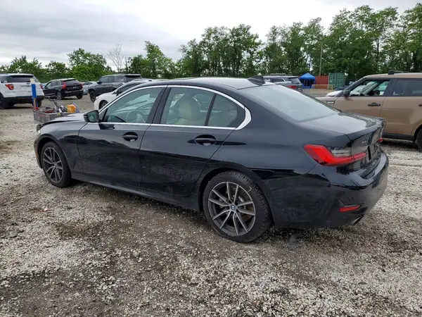 3MW5R7J02L8B24054 2020 BMW 3ER - Image 2