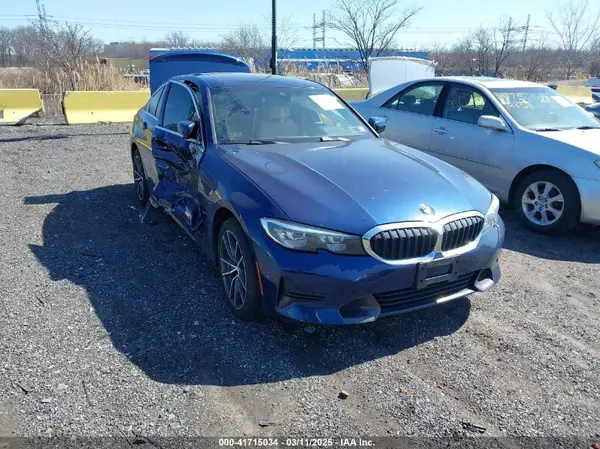 3MW5R7J02L8B36382 2020 BMW 3ER - Image 1
