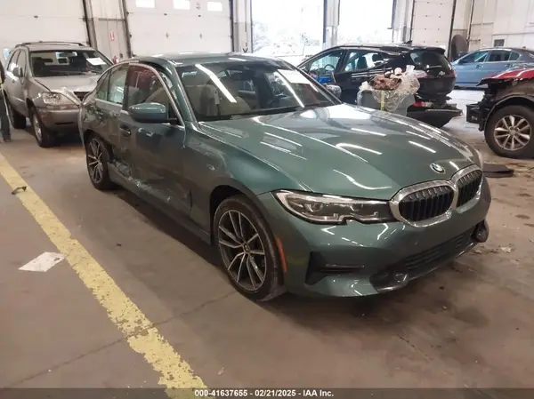 3MW5R7J02M8B48226 2021 BMW 3ER - Image 1