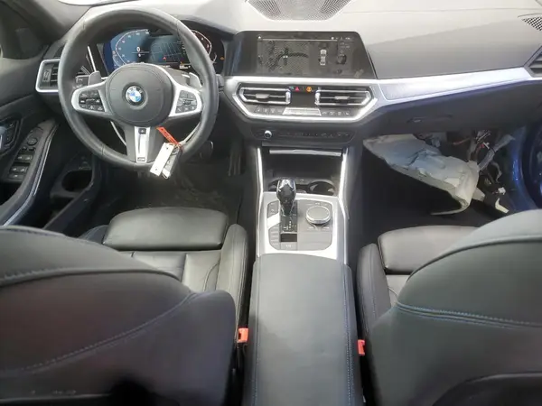 3MW5R7J02M8B59615 2021 BMW 3ER - Image 8