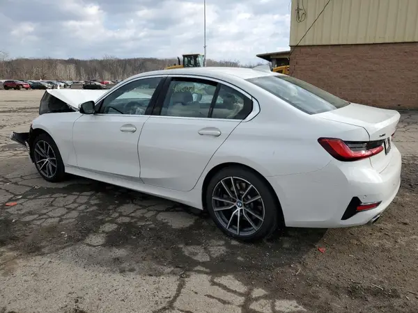 3MW5R7J02M8B69061 2021 BMW 3ER - Image 2