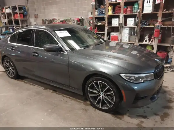 3MW5R7J02N8C33181 2022 BMW 3ER - Image 1
