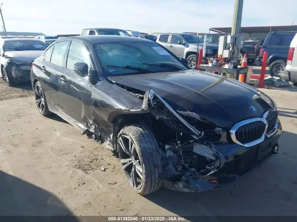 3MW5R7J02N8C61109 2022 BMW 3ER - Image 1
