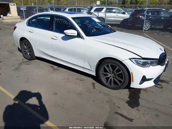 3MW5R7J03L8B06002 2020 BMW 3ER - Image 1