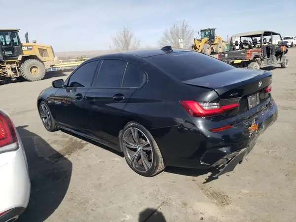 3MW5R7J03L8B12284 2020 BMW 3ER - Image 2