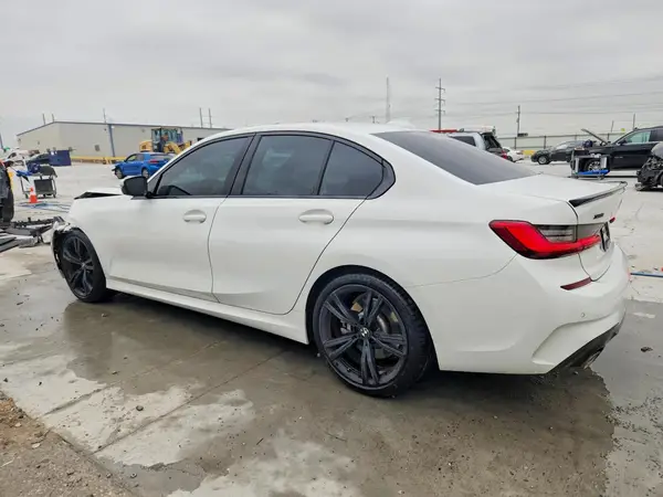 3MW5R7J03L8B16805 2020 BMW 3ER - Image 2