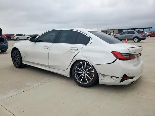 3MW5R7J03L8B36262 2020 BMW 3ER - Image 2