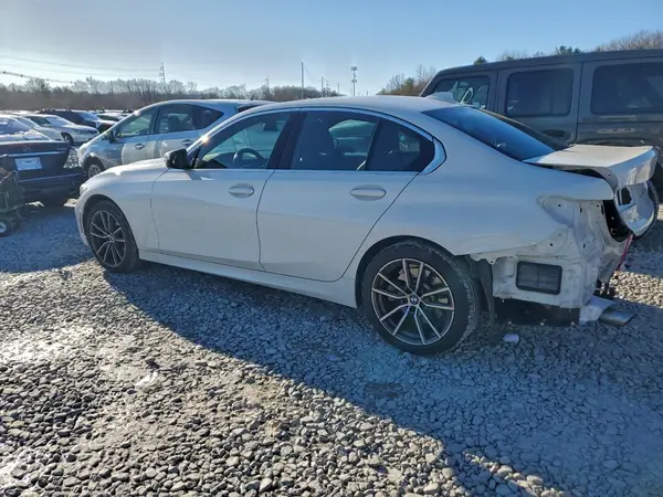 3MW5R7J03M8B61244 2021 BMW 3ER - Image 2