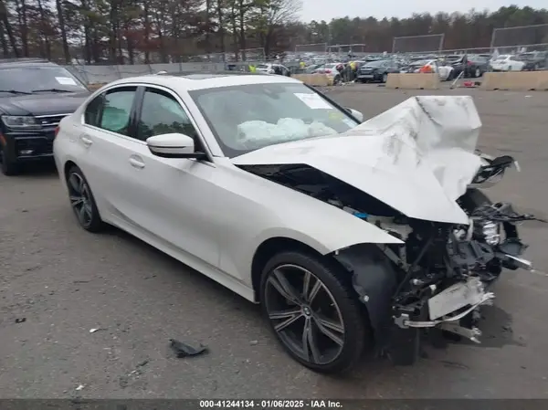 3MW5R7J03M8B65004 2021 BMW 3ER - Image 1