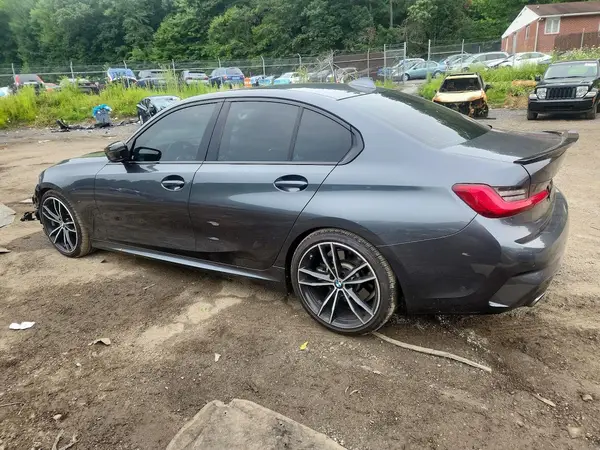3MW5R7J03M8B72535 2021 BMW 3ER - Image 2