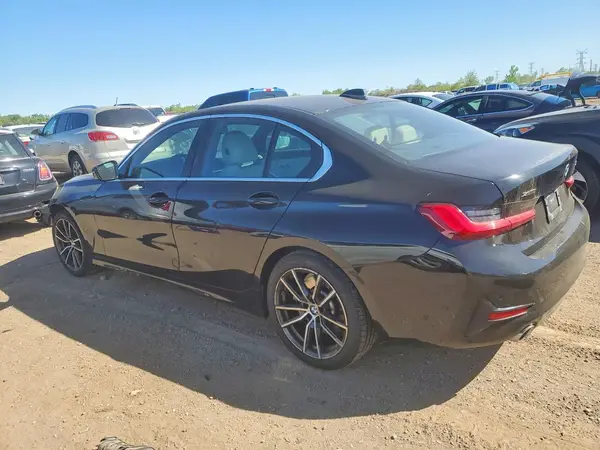 3MW5R7J03M8B80991 2021 BMW 3ER - Image 2