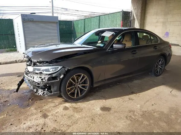 3MW5R7J03M8B87133 2021 BMW 3ER - Image 2