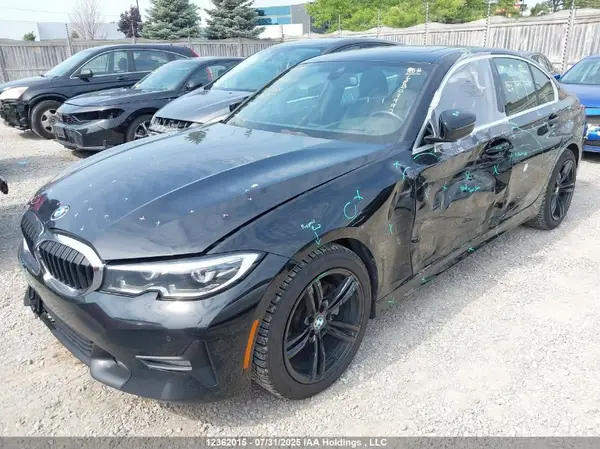 3MW5R7J04L8B07997 2020 BMW 3ER - Image 2