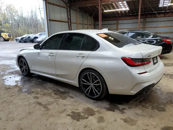 3MW5R7J04L8B11063 2020 BMW 3ER - Image 2