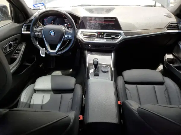 3MW5R7J04L8B21544 2020 BMW 3ER - Image 8