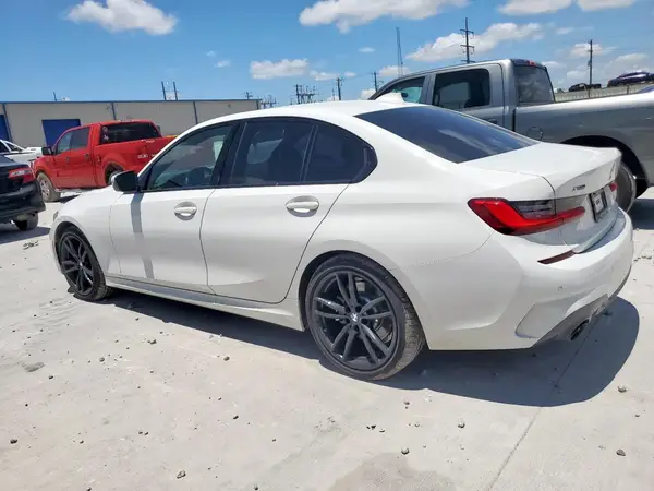 3MW5R7J04L8B22791 2020 BMW 3ER - Image 2