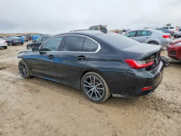3MW5R7J04L8B34794 2020 BMW 3ER - Image 2