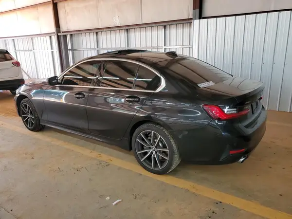 3MW5R7J04M8B51063 2021 BMW 3ER - Image 2