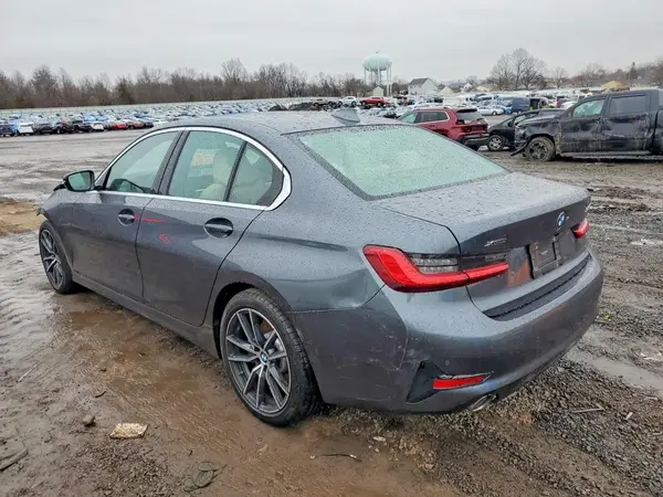 3MW5R7J05L8B14103 2020 BMW 3ER - Image 2
