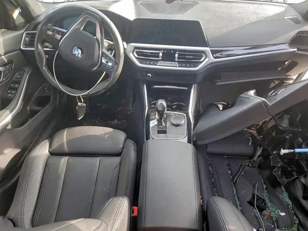 3MW5R7J05L8B21231 2020 BMW 3ER - Image 8