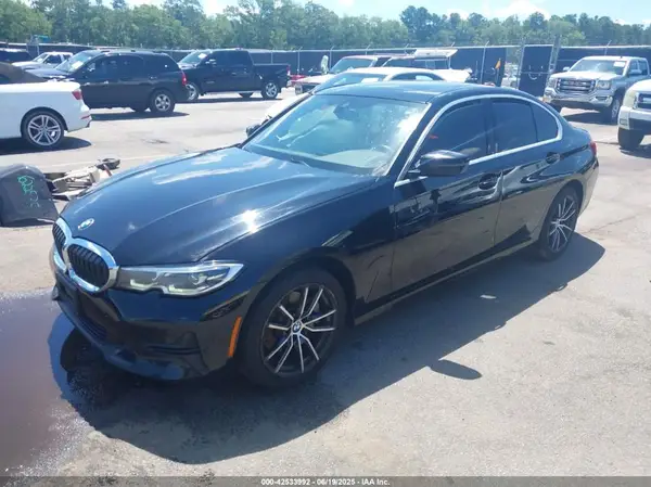 3MW5R7J05L8B23402 2020 BMW 3ER - Image 2