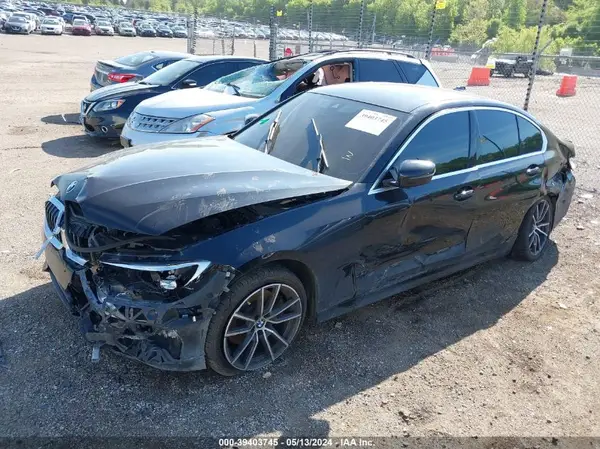 3MW5R7J06L8B10285 2020 BMW 3ER - Image 2