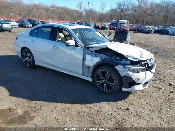 3MW5R7J06L8B11677 2020 BMW 3ER - Image 1