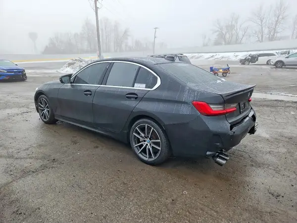3MW5R7J06L8B20413 2020 BMW 3ER - Image 2