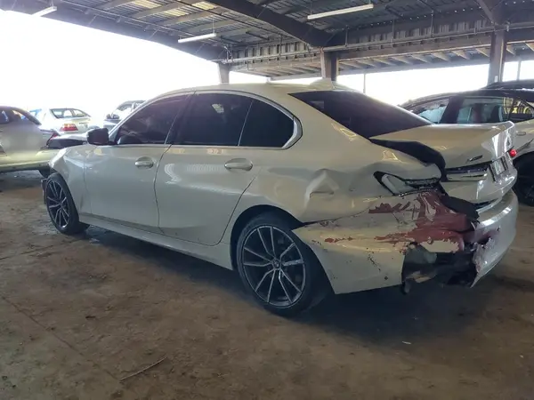 3MW5R7J06L8B20881 2020 BMW 3ER - Image 2