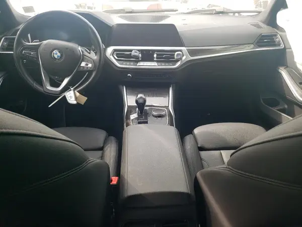 3MW5R7J06M8B63280 2021 BMW 3ER - Image 8