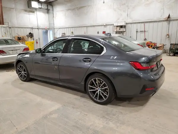 3MW5R7J06M8B89958 2021 BMW 3ER - Image 2