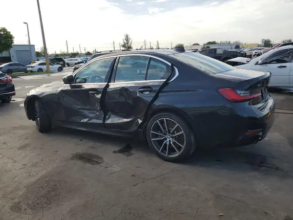 3MW5R7J07L8B07072 2020 BMW 3ER - Image 2