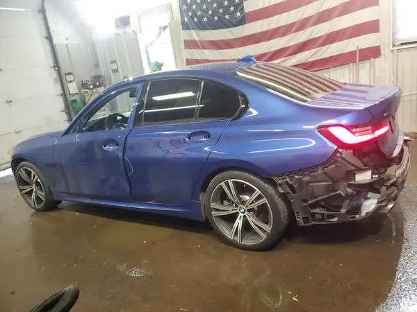 3MW5R7J07L8B07377 2020 BMW 3ER - Image 2