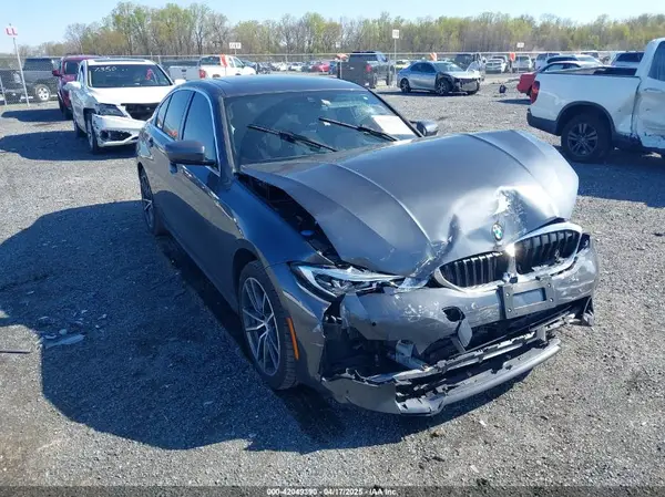 3MW5R7J07L8B16676 2020 BMW 3ER - Image 1