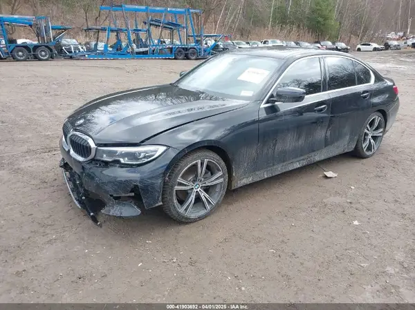 3MW5R7J07L8B20338 2020 BMW 3ER - Image 2