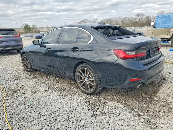 3MW5R7J07L8B20923 2020 BMW 3ER - Image 2
