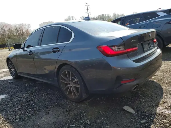 3MW5R7J07L8B29301 2020 BMW 3ER - Image 2